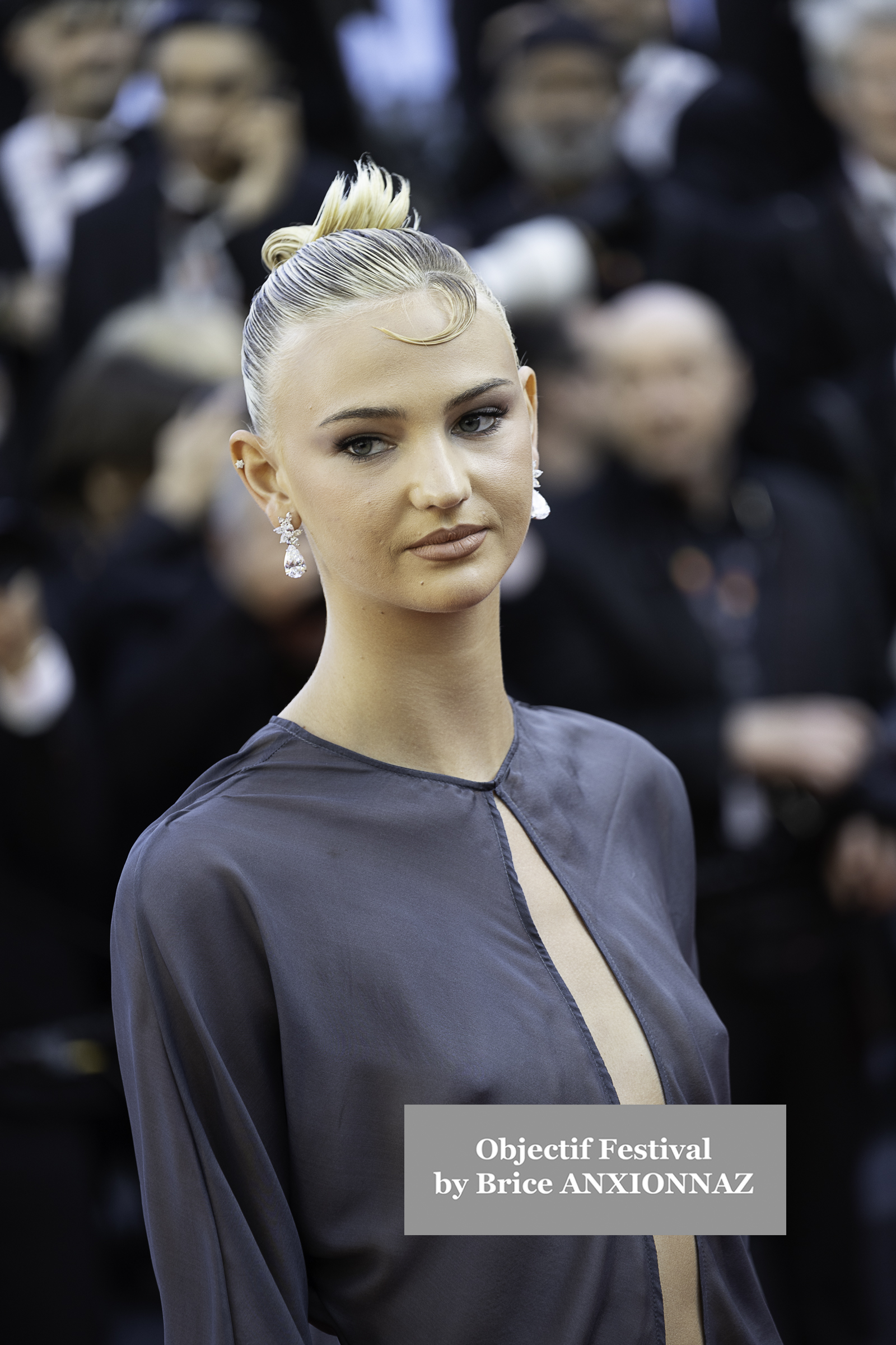 Kinds  Of  Kindness / 77th Cannes International Film Festival / Objectif Festival by Brice ANXIONNAZ